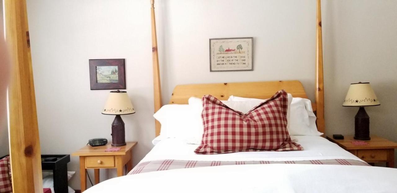 Timbercliffe Cottage Inn แคมเดน ภายนอก รูปภาพ